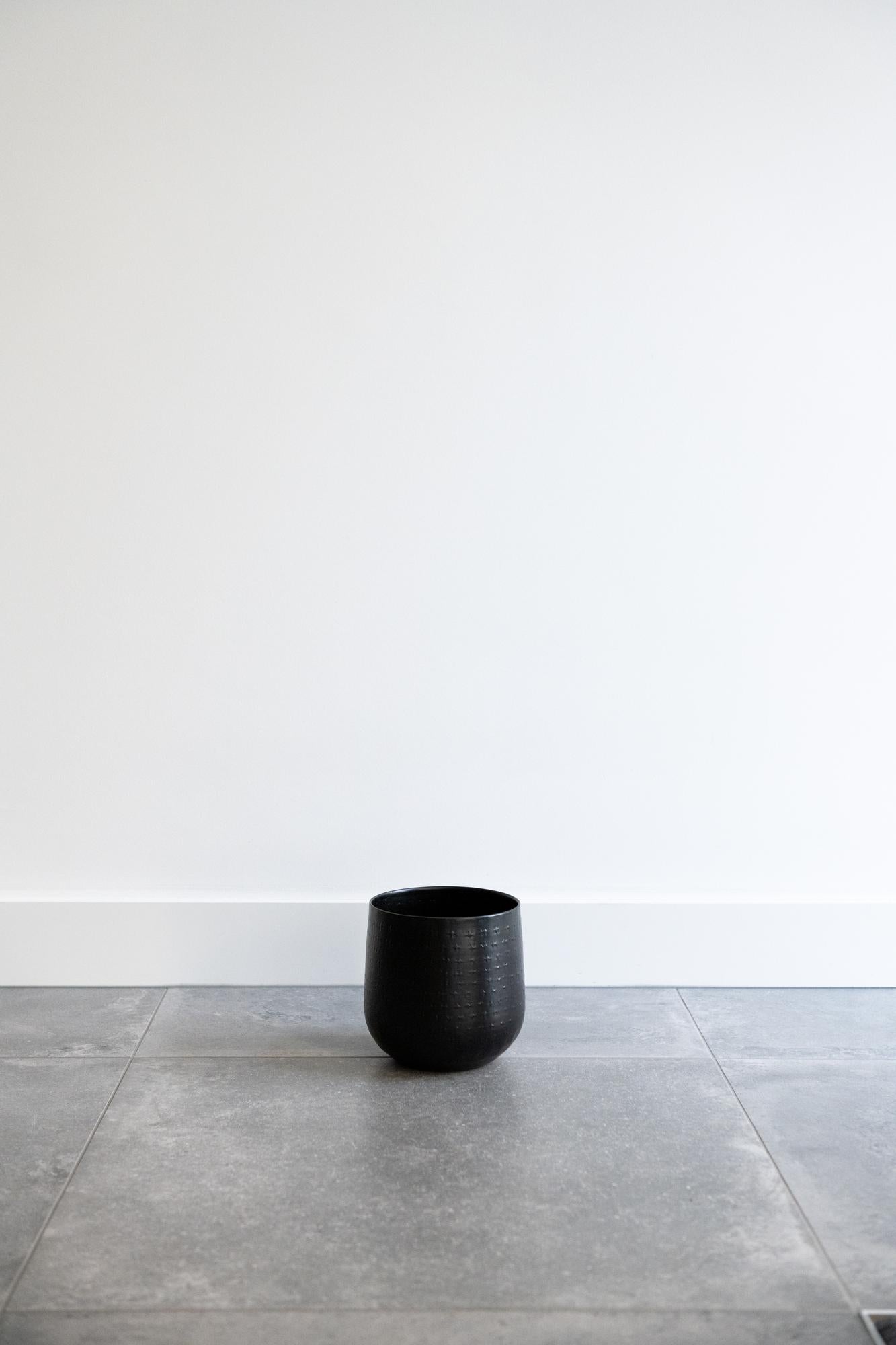 Gina Da Karakter pot mat black - S - H16 W16